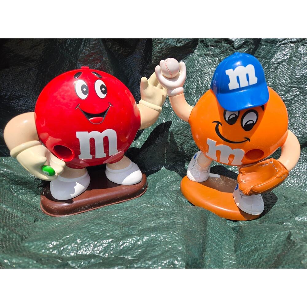 Vintage 1991 M&M candy dispenser red and orange